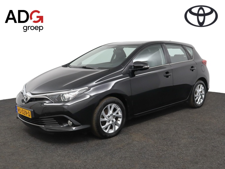 Toyota Auris - 1.2T Aspiration 1