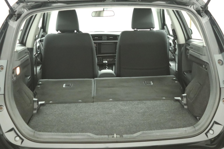 Toyota Auris - 1.2T Aspiration 26