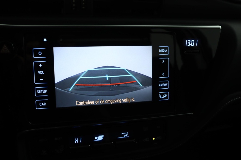 Toyota Auris - 1.2T Aspiration 9