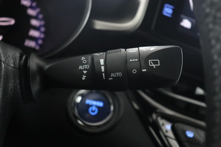 Toyota C-HR - 1.8 Hybrid Style 32
