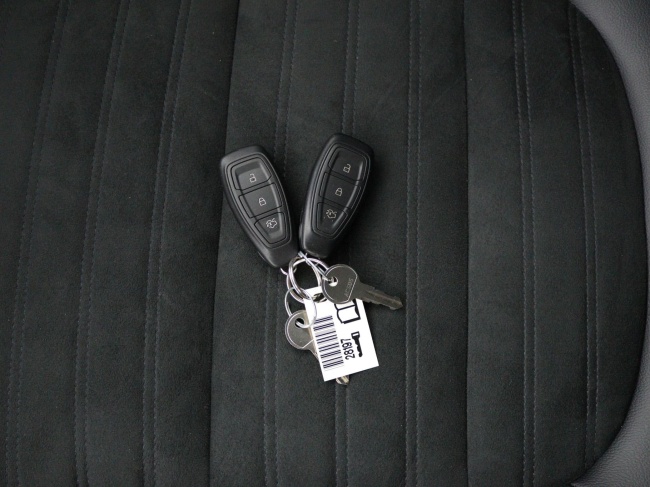 Ford Kuga - 2.5 PHEV ST-Line X