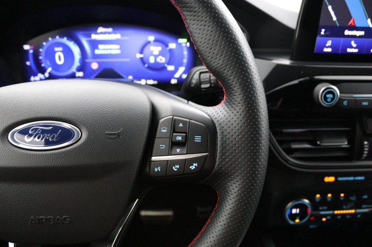 Ford Kuga - 2.5 PHEV ST-Line X 17