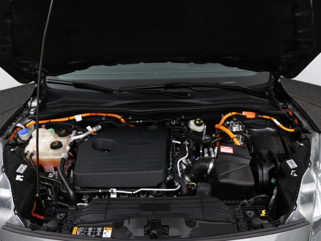 Ford Kuga - 2.5 PHEV ST-Line X