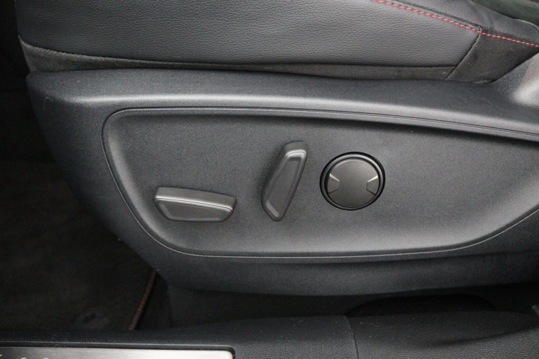 Ford Kuga - 2.5 PHEV ST-Line X 35