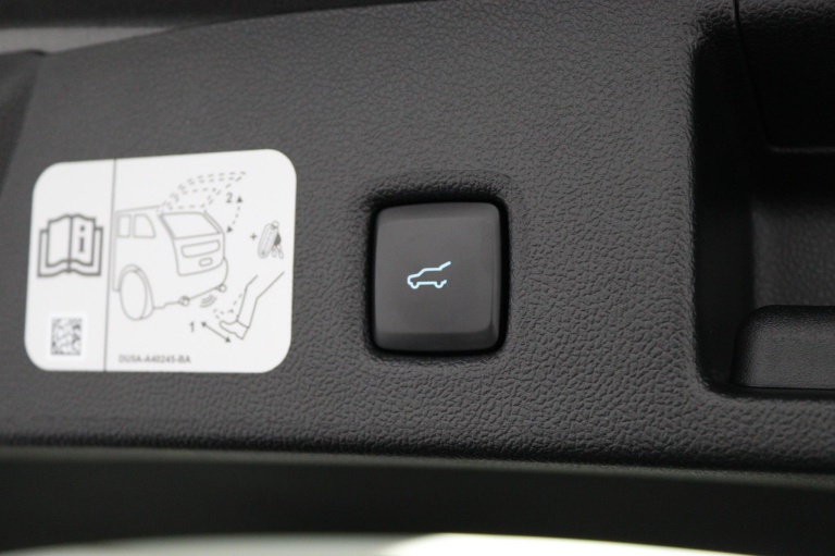 Ford Kuga - 2.5 PHEV ST-Line X 38