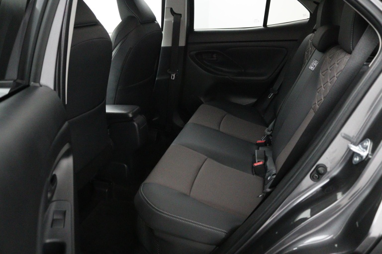 Toyota Yaris Cross - 1.5 Hybrid 130 Executive 12