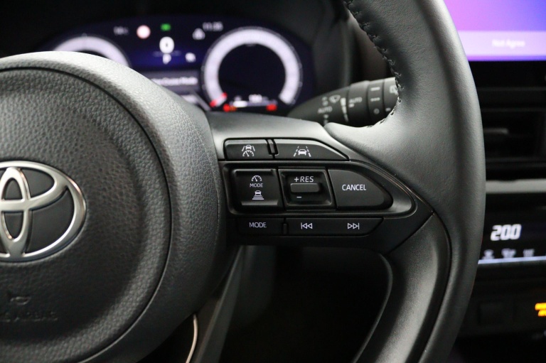 Toyota Yaris Cross - 1.5 Hybrid 130 Executive 18