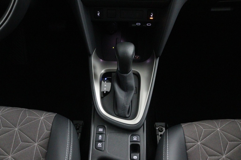 Toyota Yaris Cross - 1.5 Hybrid 130 Executive 23