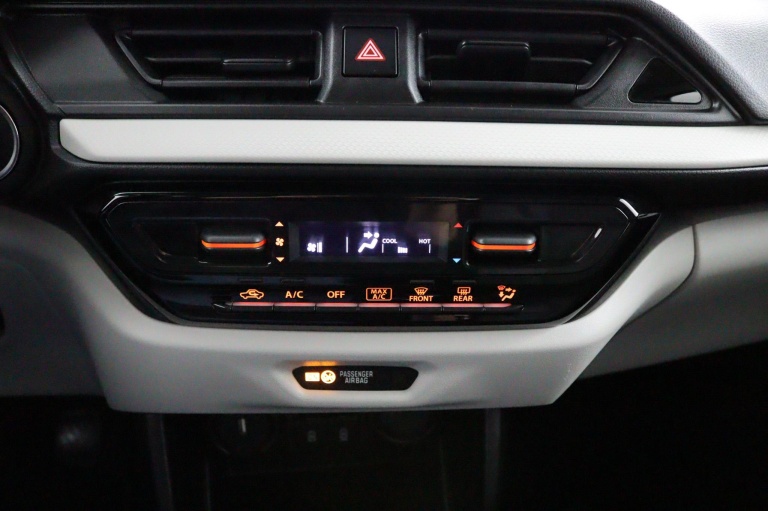 Suzuki Swift - 1.2 Select Smart Hybrid 18