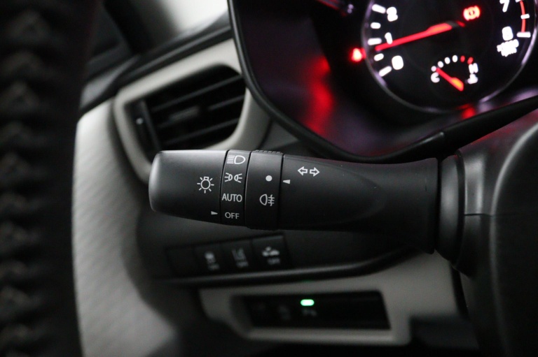 Suzuki Swift - 1.2 Select Smart Hybrid 22