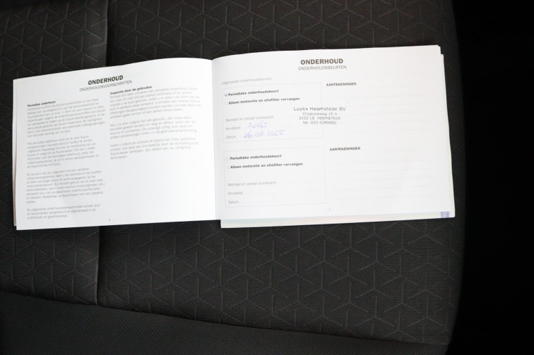 Suzuki Swift - 1.2 Select Smart Hybrid 29