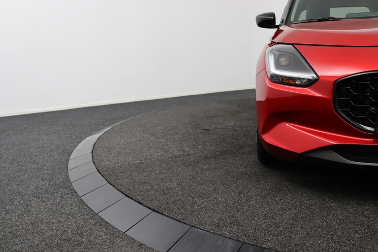 Suzuki Swift - 1.2 Select Smart Hybrid 37