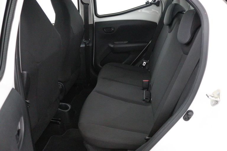 Toyota Aygo - 1.0 VVT-i x-fun 14