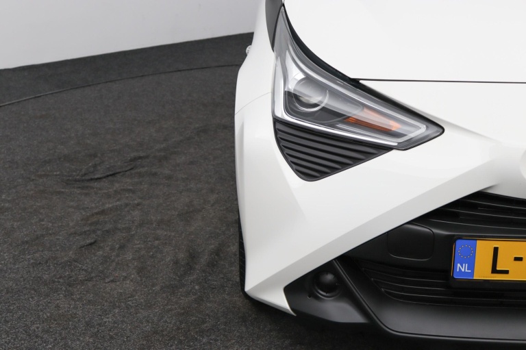 Toyota Aygo - 1.0 VVT-i x-fun 29