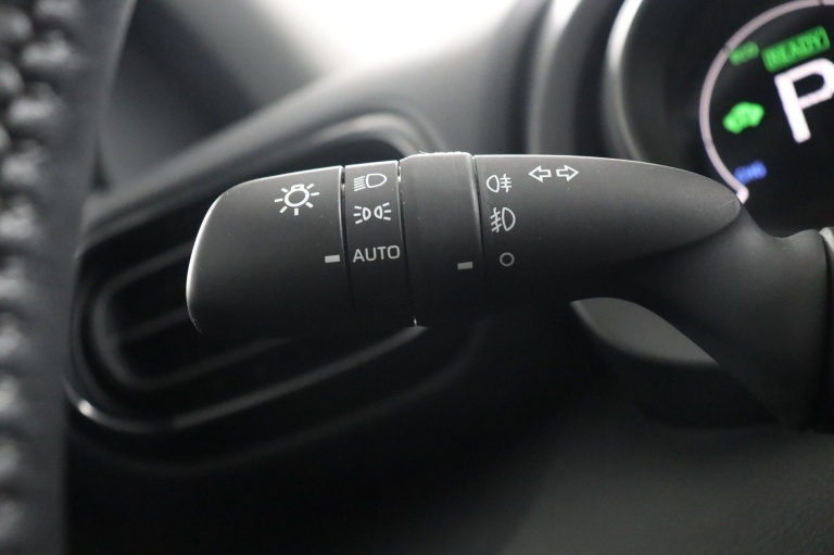 Toyota Yaris Cross - 1.5 Hybrid Comfort 32