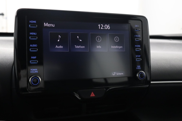 Toyota Yaris Cross - 1.5 Hybrid Comfort 48