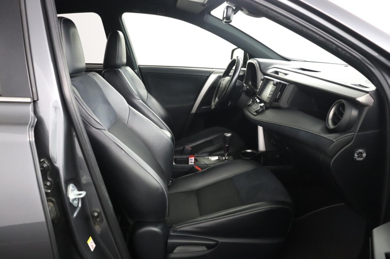 Toyota RAV4 - 2.5 Hybrid Style 22