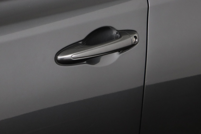 Toyota RAV4 - 2.5 Hybrid Style 38