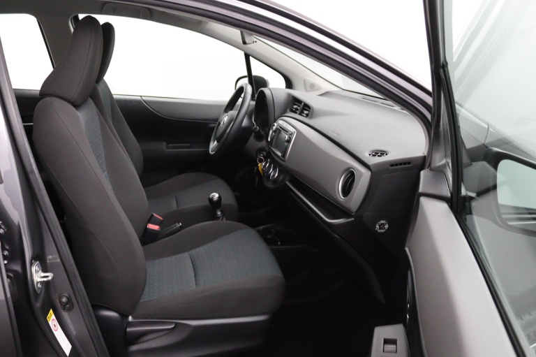 Toyota Yaris - 1.0 VVT-i Aspiration 10