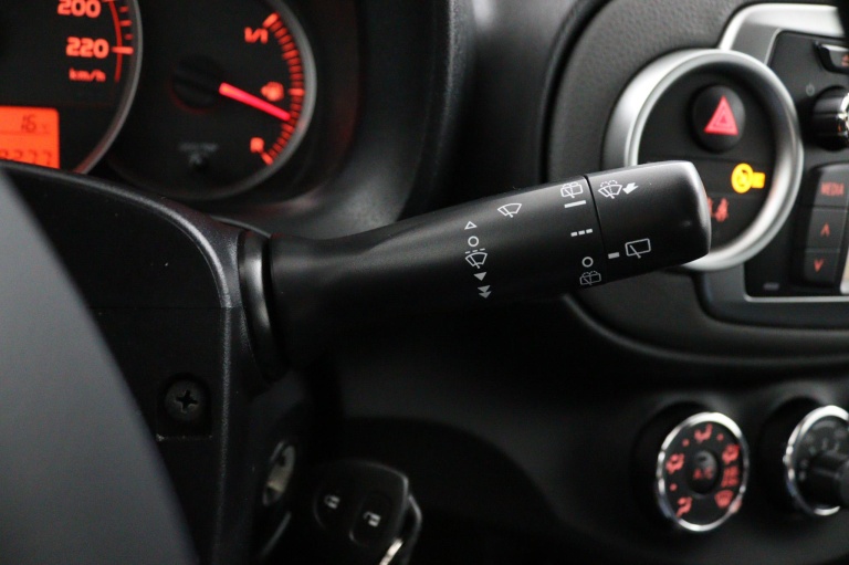 Toyota Yaris - 1.0 VVT-i Aspiration 21