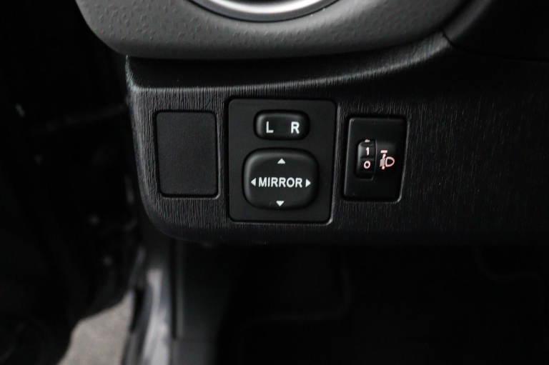 Toyota Yaris - 1.0 VVT-i Aspiration 30