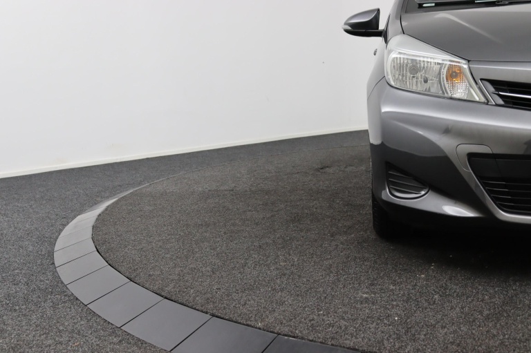 Toyota Yaris - 1.0 VVT-i Aspiration 34