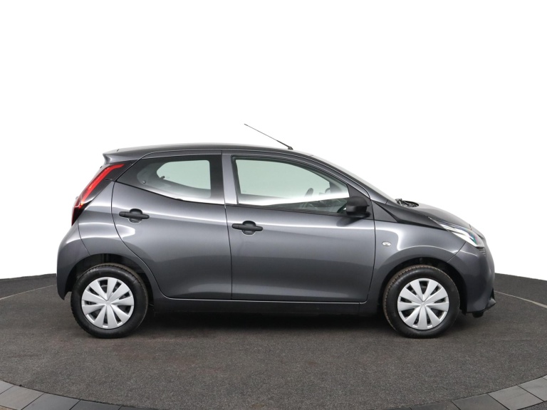 Toyota Aygo - 1.0 VVT-i x-fun 12