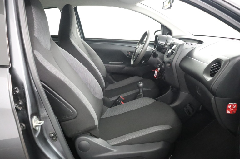 Toyota Aygo - 1.0 VVT-i x-fun 21