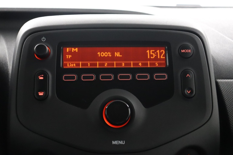 Toyota Aygo - 1.0 VVT-i x-fun 8