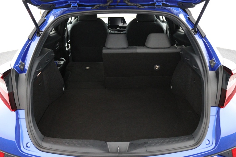 Toyota C-HR - 2.0 Hybrid Bi-Tone 24