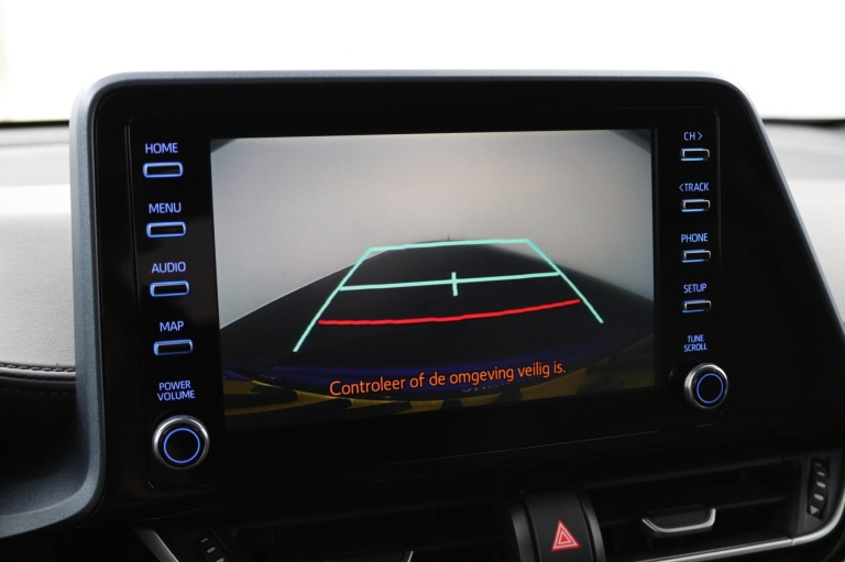 Toyota C-HR - 2.0 Hybrid Bi-Tone 9