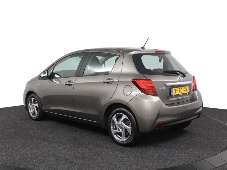 Toyota Yaris - 1.5 Hybrid Now 12