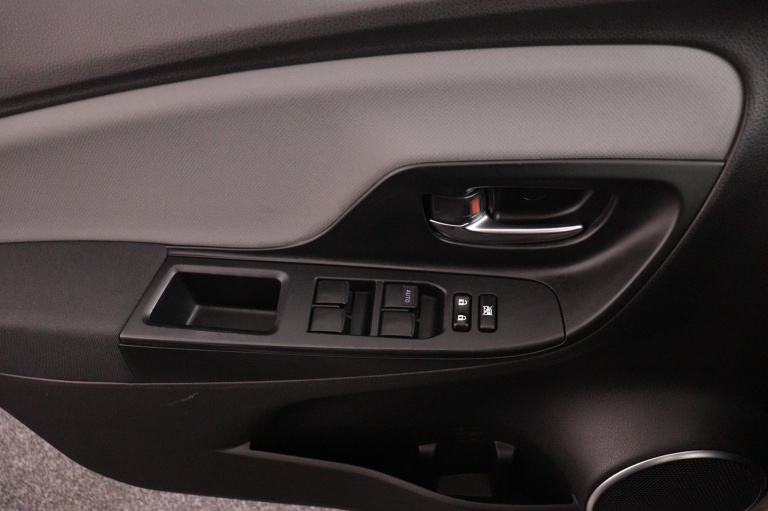 Toyota Yaris - 1.5 Hybrid Now 28