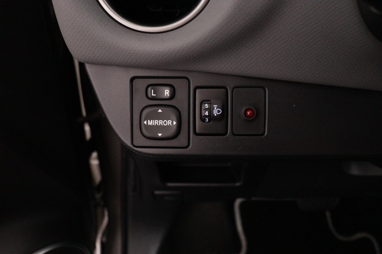 Toyota Yaris - 1.5 Hybrid Now 29