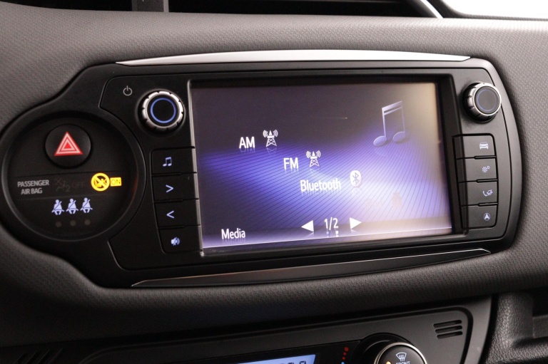 Toyota Yaris - 1.5 Hybrid Now 43