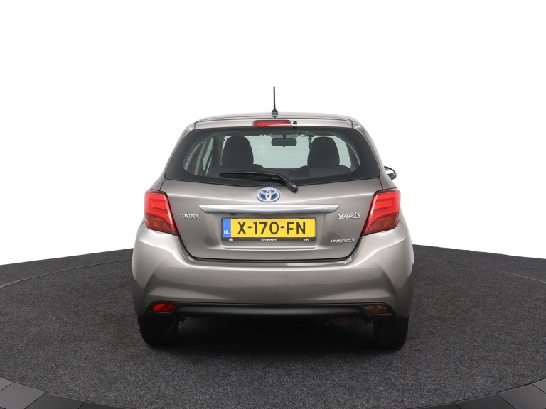 Toyota Yaris - 1.5 Hybrid Now 51