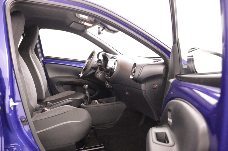 Toyota Aygo X - 1.0 VVT-i MT Play 18