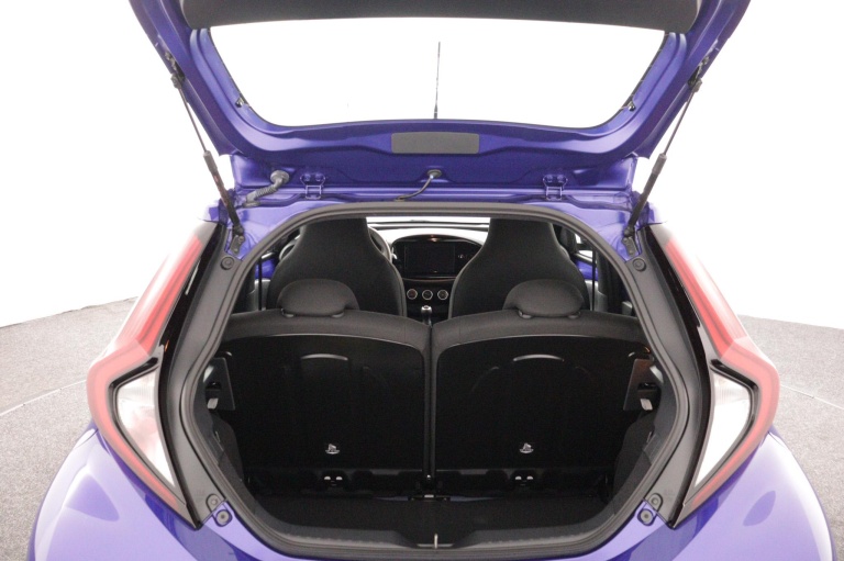 Toyota Aygo X - 1.0 VVT-i MT Play 21