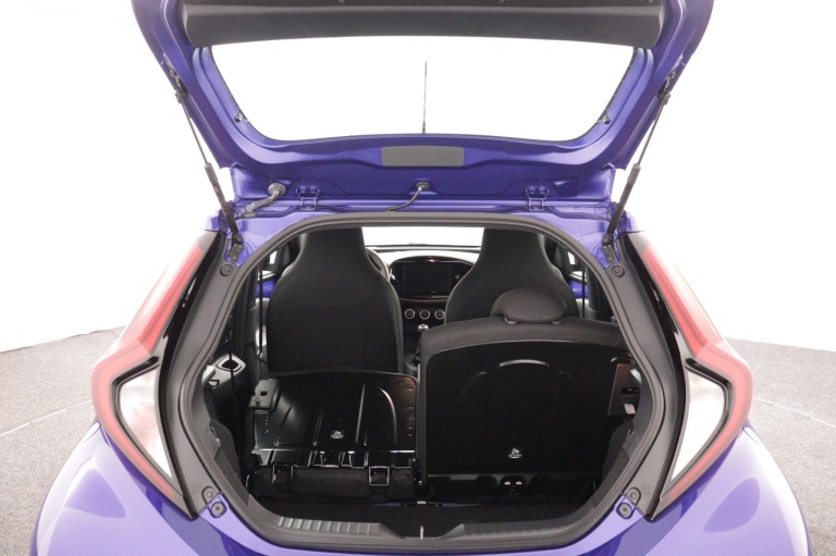 Toyota Aygo X - 1.0 VVT-i MT Play 24
