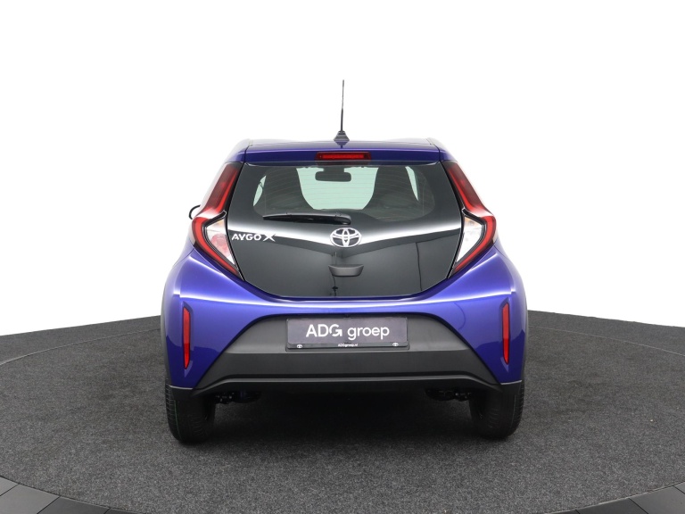 Toyota Aygo X - 1.0 VVT-i MT Play 37