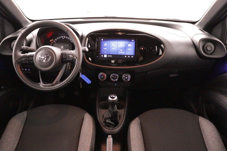 Toyota Aygo X - 1.0 VVT-i MT Play 4