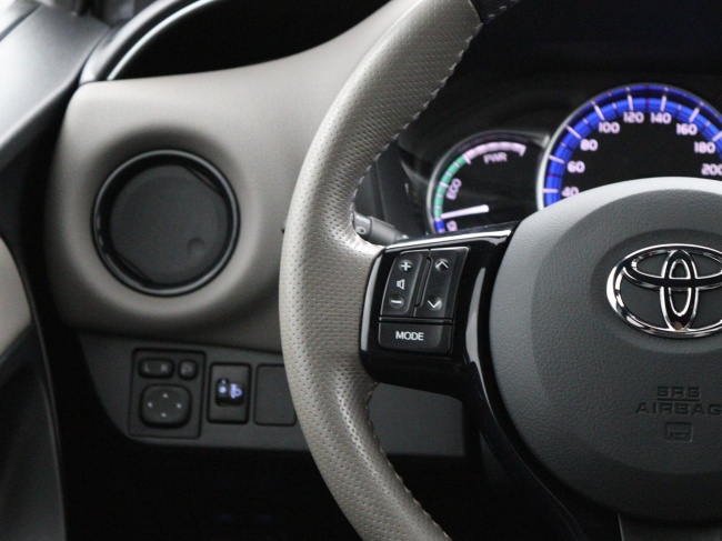 Toyota Yaris - 1.5 Hybrid Dynamic