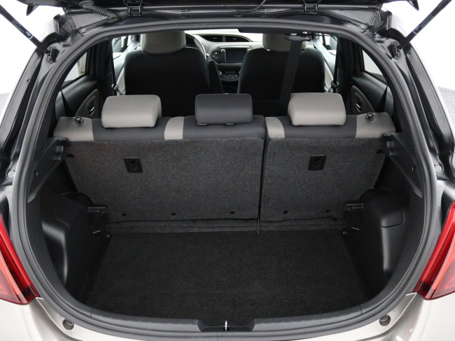 Toyota Yaris - 1.5 Hybrid Dynamic