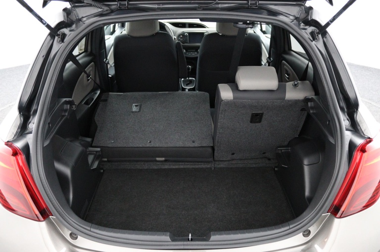 Toyota Yaris - 1.5 Hybrid Dynamic 24