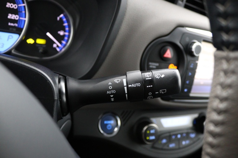 Toyota Yaris - 1.5 Hybrid Dynamic 32