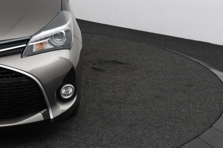 Toyota Yaris - 1.5 Hybrid Dynamic 36