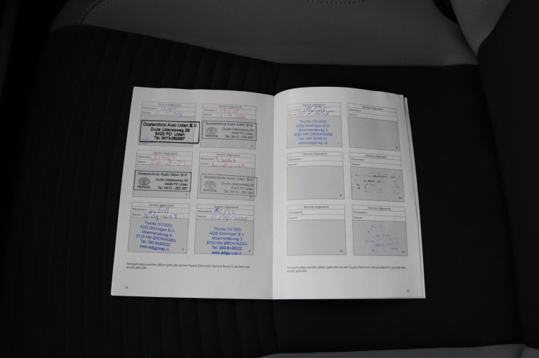 Toyota Yaris - 1.5 Hybrid Dynamic 47