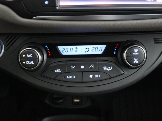 Toyota Yaris - 1.5 Hybrid Dynamic