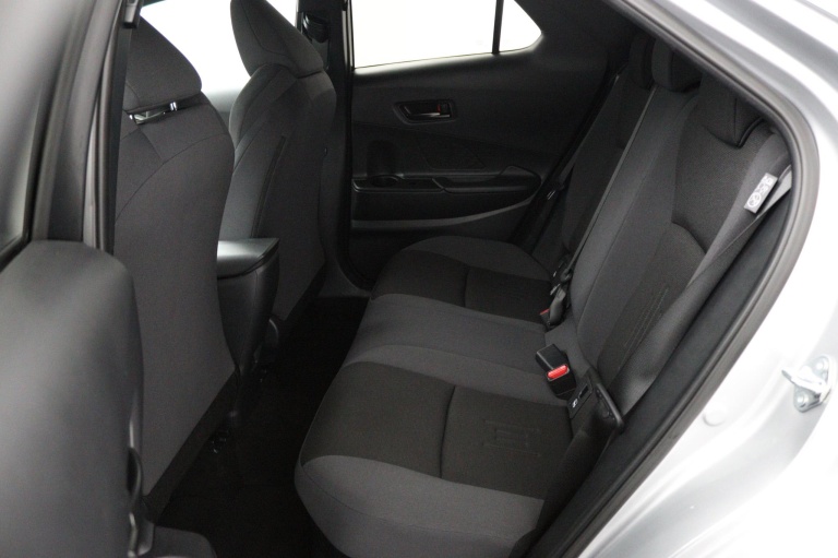 Toyota C-HR - 1.8 Hybrid 140 Dynamic 18