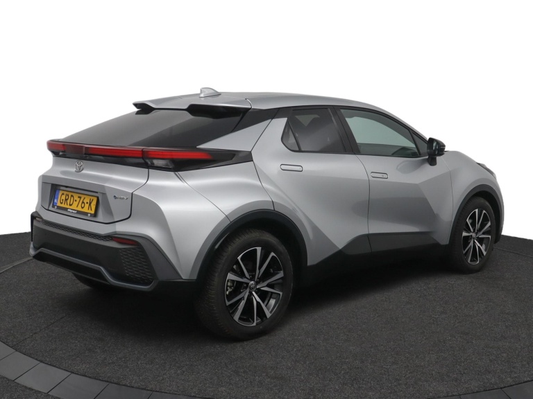 Toyota C-HR - 1.8 Hybrid 140 Dynamic 2